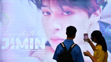 Najwyższy Przywódca Korei Północnej podobno określał K-pop jako بوب